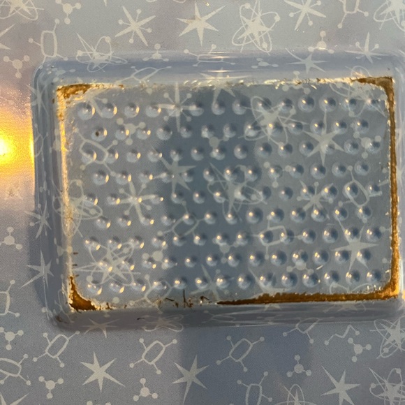 The Osborne family collectible tin - Picture 8 of 11